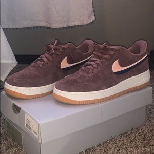 Women’s Nike Air Force 1 ‘07 LX